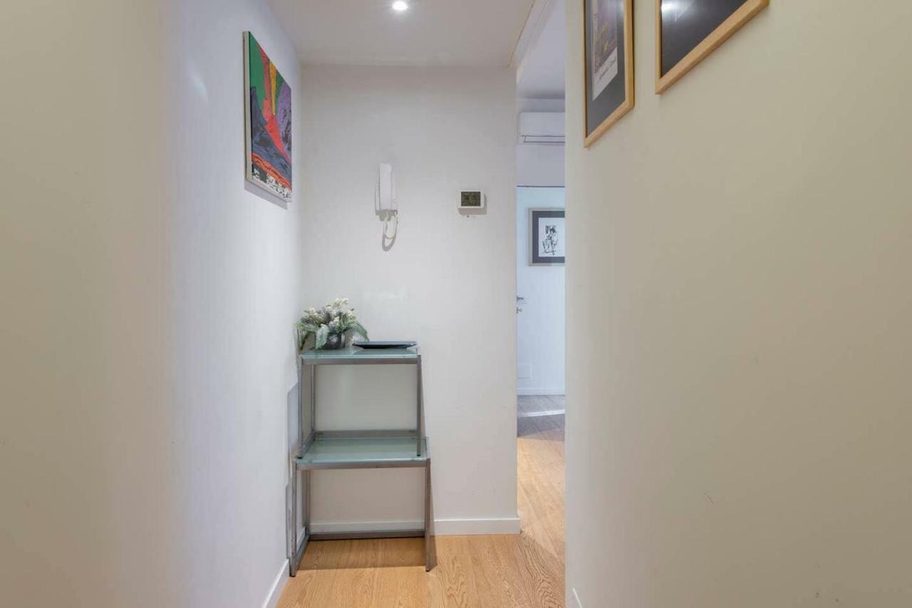 Joivy 1Br Apt In Isola With Stunning View To Bosco Verticale Milán Exterior foto
